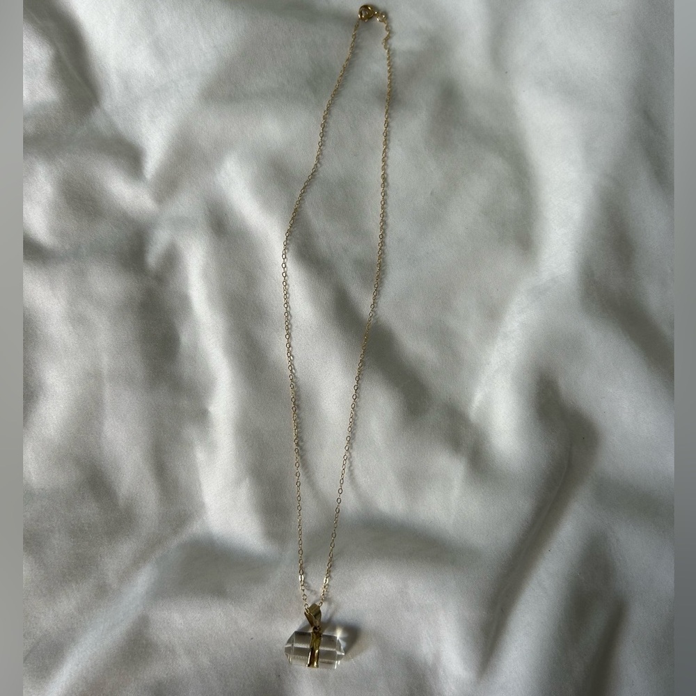 Gold plated necklace with quartz stone